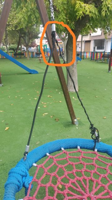 Alertan del peligro, abandono, desastre en el Parque de la Constitución