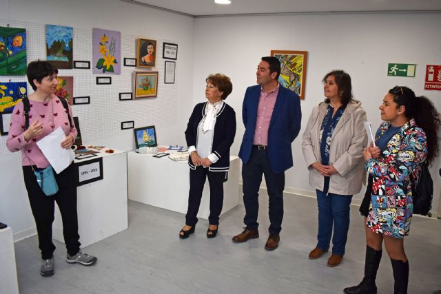 AFES conmemora su 45&deg; aniversario con una muestra retrospectiva de sus talleres artísticos