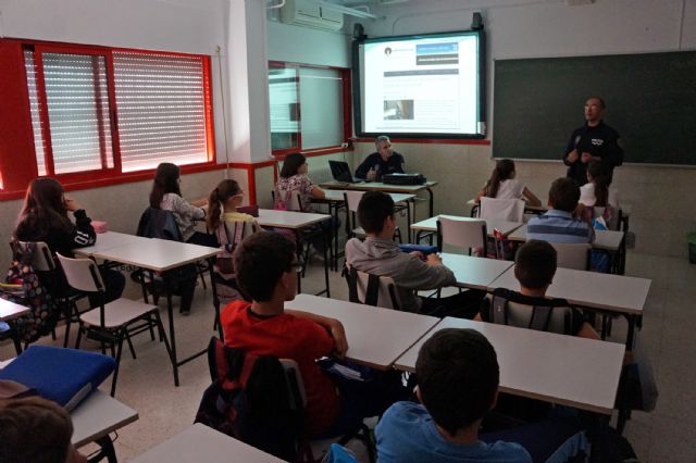 El programa 'Policía Tutor' de Las Torres de Cotillas presenta un positivo balance de 2015