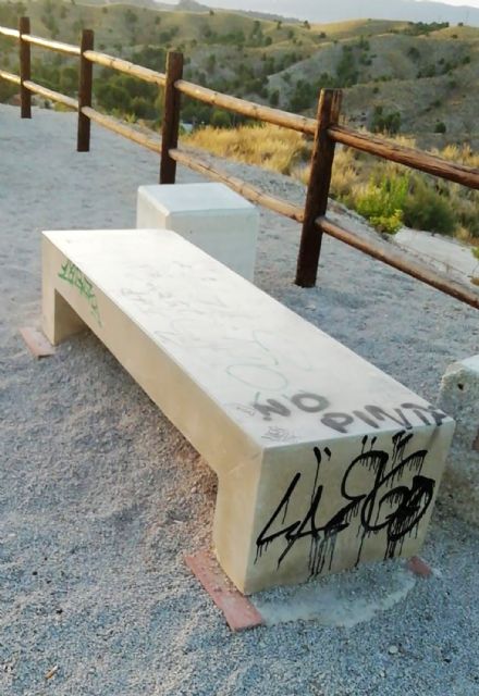 El Ayuntamiento torreño reclama conciencia cívica ante los últimos actos vandálicos