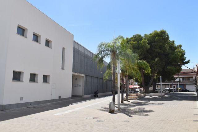 'Las Torres NEB' impulsa la mejora de la plaza Tirso de Molina con una inversión de 100.000 euros