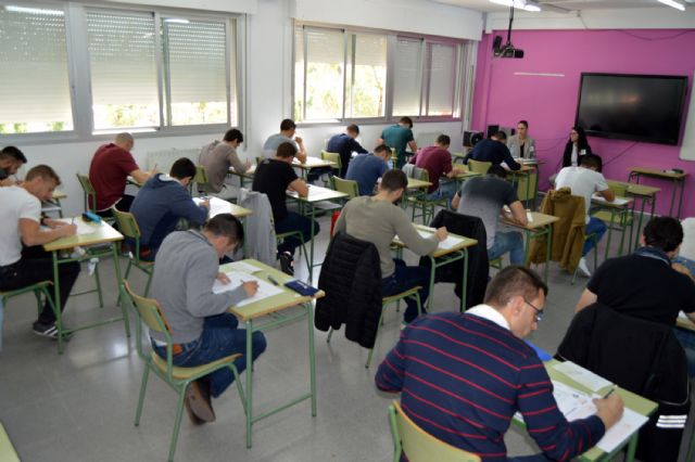 220 aspirantes se presentan a las tres nuevas plazas de policía local