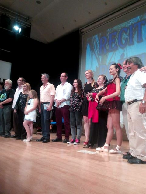 Gran recital poético y musical de la asociación 'Acultamar' en Las Torres de Cotillas