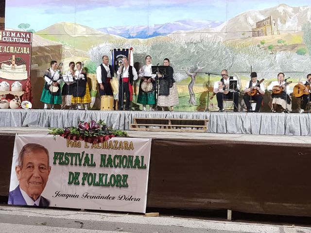 La peña 'L'Almazara' cierra su 'XXXIII Semana Cultural' con cinco veladas llenas de arte