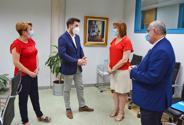 El alcalde torreño y la vicepresidenta regional se reúnen por el futuro complejo para mayores y personas con discapacidad