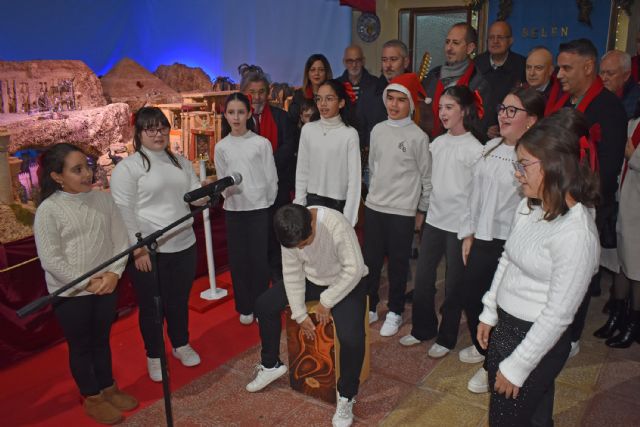 Las raíces huertanas de la Navidad torre&ntilde;a renuevan su cita con el belén de L'Almazara