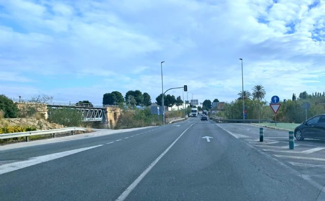 El proyecto para reforzar el firme en la N-344 y sus vías de servicio, a punto de comenzar