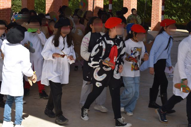 Los alumnos del colegio Valentín Buendía se 'empapan' del arte en su IV Semana Cultural