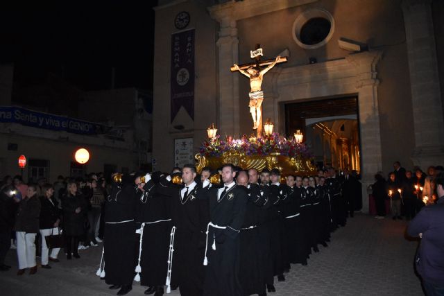 El Miércoles Santo torreño se tiñe una vez más de negro para ofrecer su cariño al Crucificado