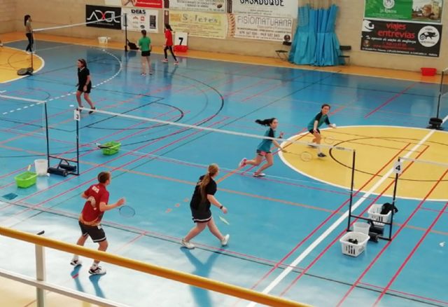 15 medallas para el Bádminton Las Torres en el TTR disputado en el Mireia Belmonte