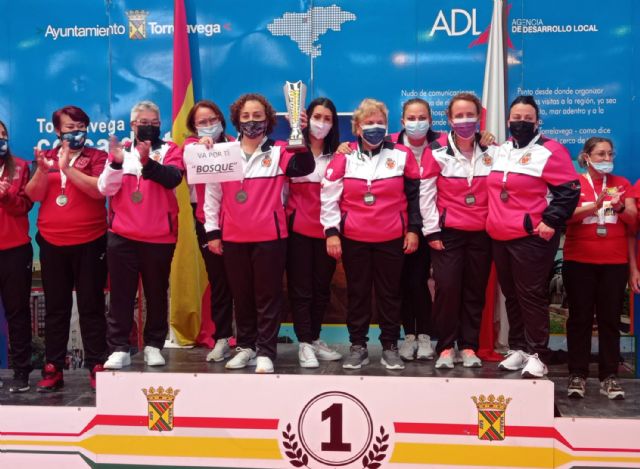 Las féminas del 'Petanca La Salceda', campeonas de España