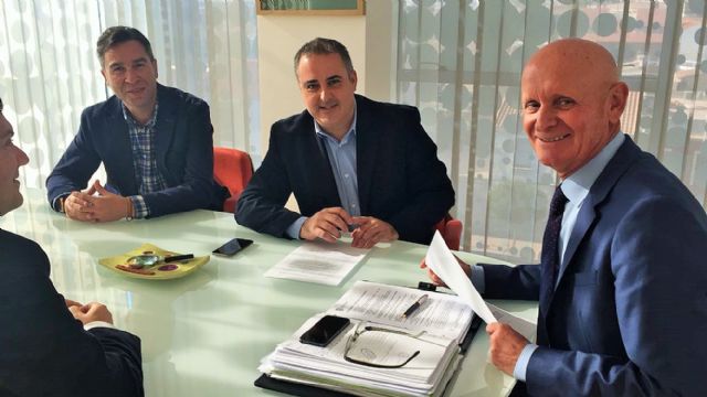 El director general de Simplificación Administrativa se reúne con el alcalde de Las Torres de Cotillas