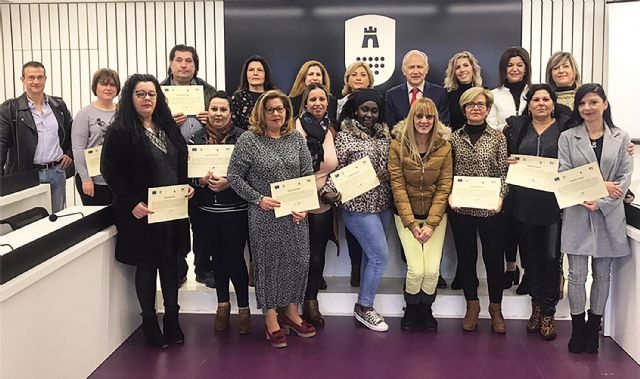 15 personas logran en Las Torres de Cotillas el certificado de profesionalidad de limpieza de edificios y locales