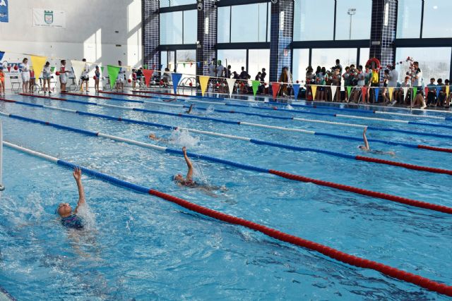 Unos 300 nadadores participan en LasTorres de Cotillas en la segunda cita de la liga regional pre-benjamín, benjamín y alevín de natación