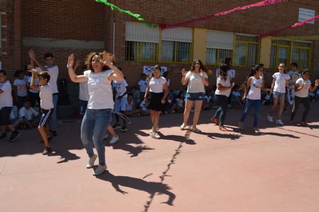 El colegio 'Vista Alegre' torreño disfruta de su 'Festival de la Danza'