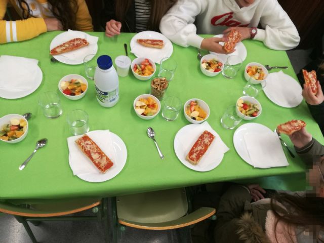 El IES Salvador Sandoval comienza con el programa de desayunos saludables