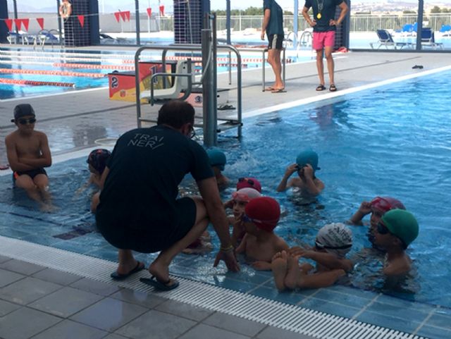 El 'State Sport Las Torres' cerró su curso 2015-16 de natación