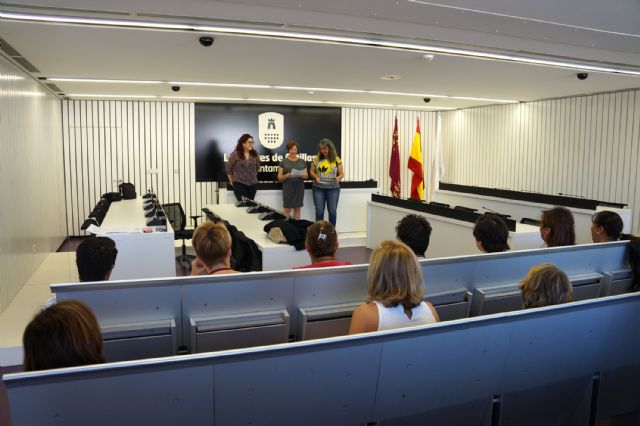 Diplomados los alumnos del curso de alfabetización de 'Proyecto Abraham' en Las Torres de Cotillas