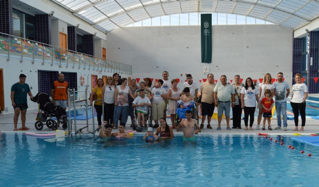 La alcaldesa torreña visita a los usuarios del programa municipal de deporte adaptado
