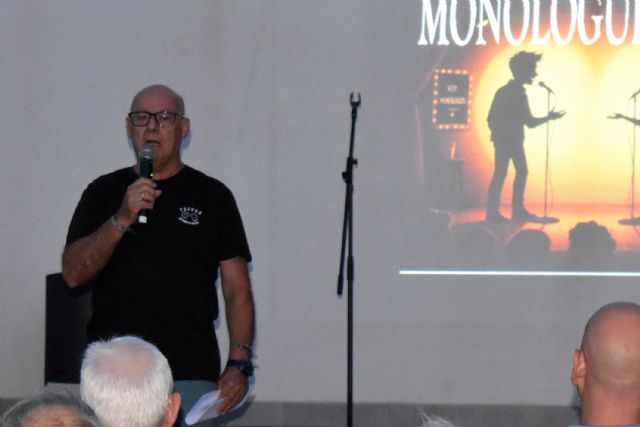 El grupo Tejuba saca su lado más divertido con 'Monologueando'
