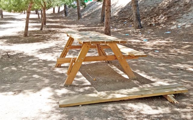 El Ayuntamiento torreño denuncia actos de vandalismo en parques y zonas de recreo