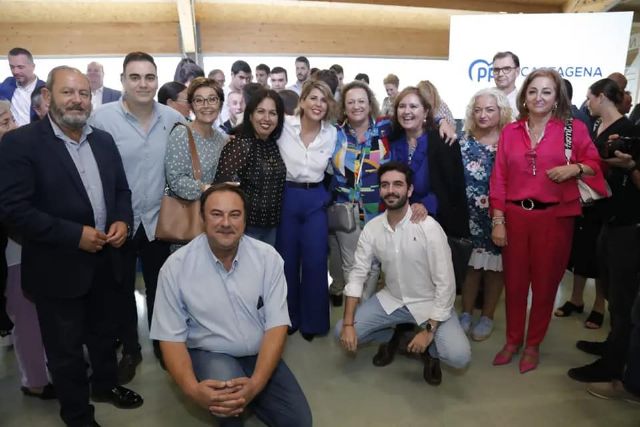 El PP de Las Torres de Cotillas, apoyando el acto de nombramiento de Noelia Arroyo como Presidenta de los Populares de Cartagena