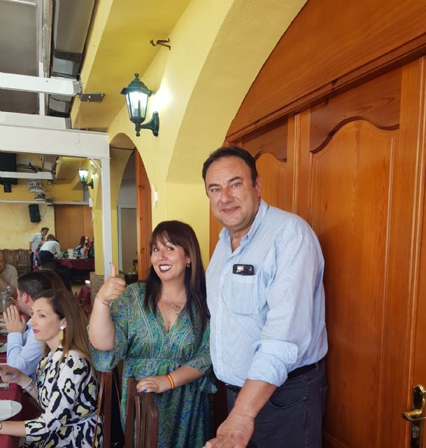 El PP con los vecinos de La Florida en la comida de convivencia organizada este domingo por la Comisión de Fiestas de este barrio torreño