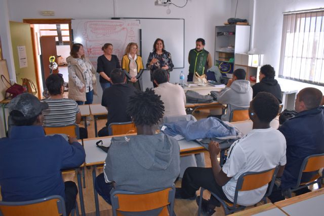 Clausurado el curso de mantenimiento de climatización para desempleados en La Pilica