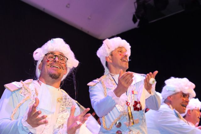 La tradicional noche de chirigotas llena de carcajadas el Carnaval de Las Torres de Cotillas