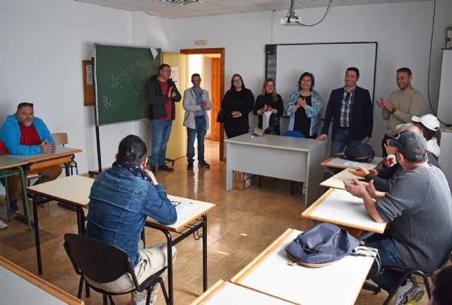 17 alumnos terminan el curso de actividades auxiliares de almacén y podrán optar a un puesto en Consum