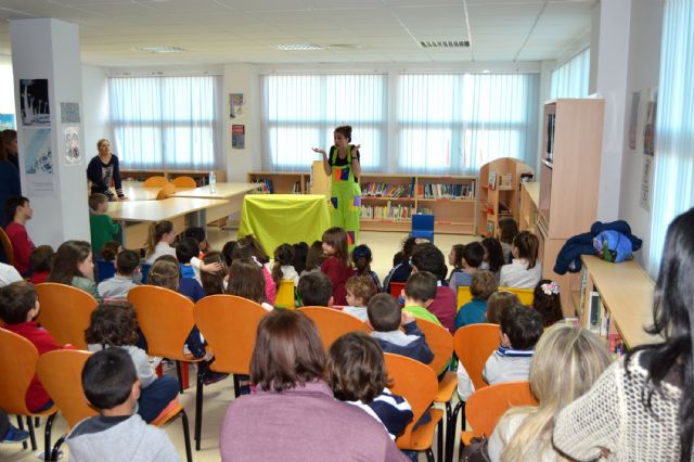 La Biblioteca Municipal 'Rosa Contreras' comienza su programa 2017 de cuentacuentos infantiles