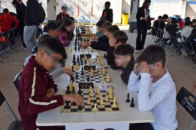 Más de 150 alumnos participan en el V Open Chess del colegio Vista Alegre