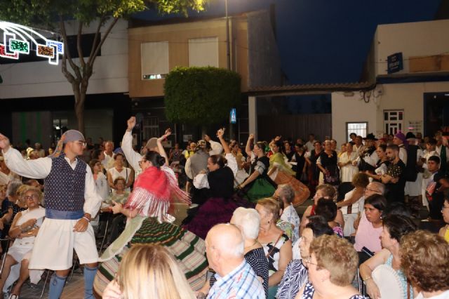 El pueblo torreño rinde homenaje a la Virgen de la Salceda con la tradicional ofrenda de flores y frutos