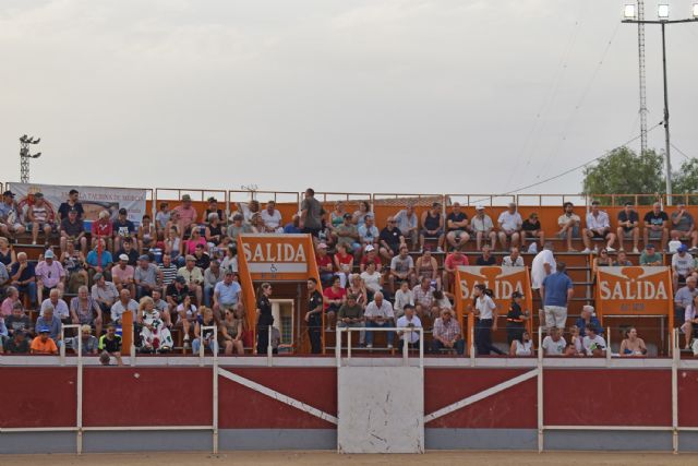 Las Torres de Cotillas disfruta de la corrida benéfica de las fiestas patronales a favor de la iglesia de Nuestra Señora de la Salceda