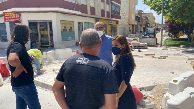 Las obras de adecuación del entorno de la calle Bartolomé Ródenas, a buen ritmo