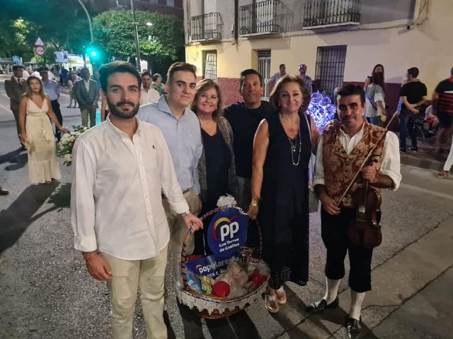 Ofrenda solidaria de alimentos a la Virgen de la Salceda