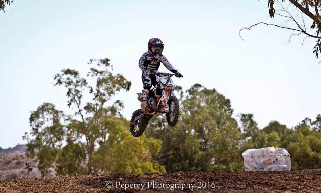 El piloto torreño José Manuel Zambudio, 'Chapicas', campeón regional de motocross