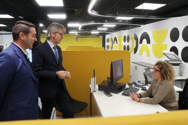 La nueva oficina de la Agencia Tributaria en Las Torres de Cotillas mejora la atención a los ciudadanos con servicios como pago por bizum