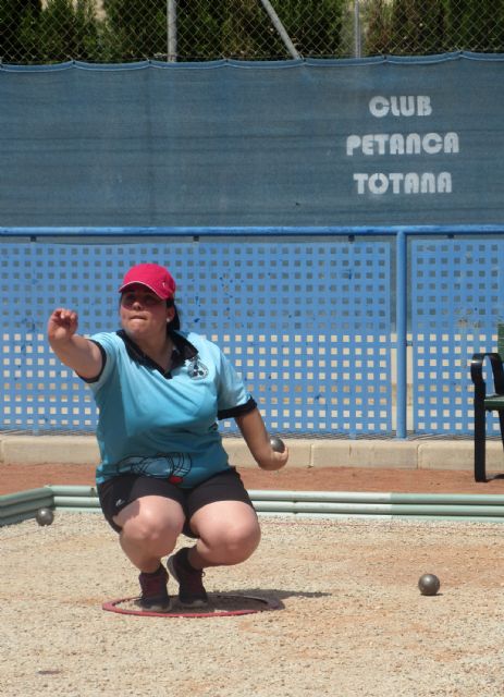 El equipo femenino del club de petanca 'La Salceda', campeón de la liga regional