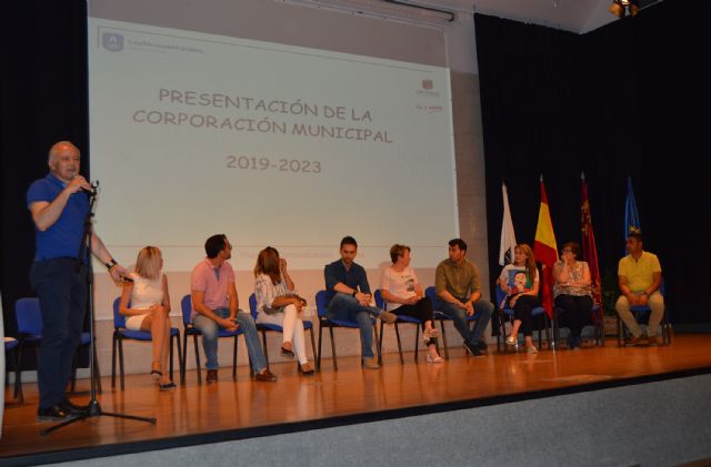 El alcalde torreño presenta su equipo de gobierno al personal municipal