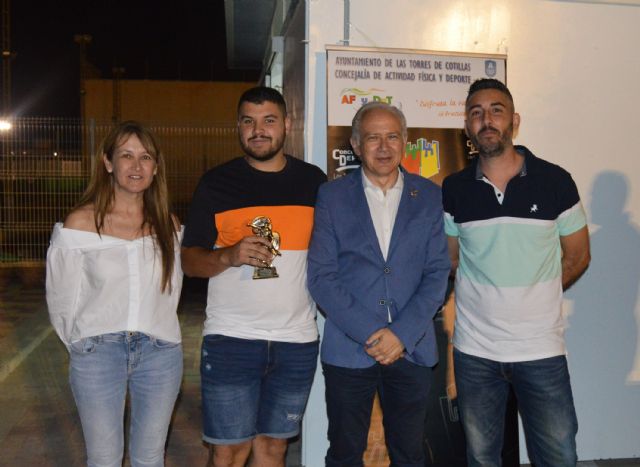 Pizza Cheese y Bar Media Legua, campeones de las ligas de fútbol 7 y fútbol sala