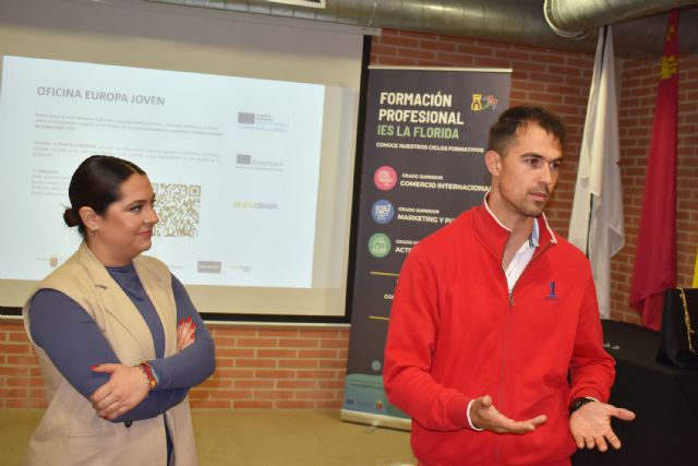 El IES La Florida informa a sus estudiantes sobre los programas europeos de movilidad