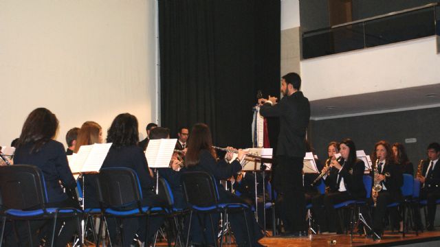 La banda municipal de música torreña celebró la festividad de Santa Cecilia con un gran concierto