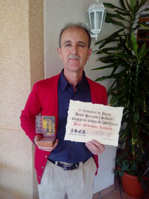 El poeta torreño José Martínez gana el  'V Certamen Internacional de Poesía' de Rubí