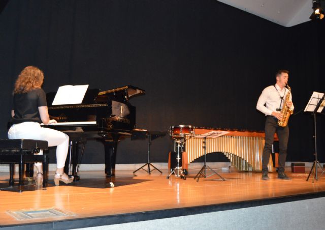 Tres jóvenes promesas torreñas de la música brillan en la Casa de la Cultura 'Pedro Serna'