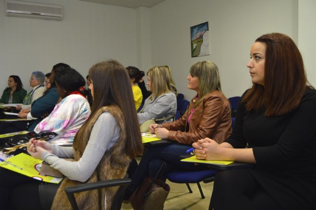 El 'II Encuentro de Mujeres Empresarias y Emprendedoras' inicia los actos del 8 marzo en Las Torres de Cotillas