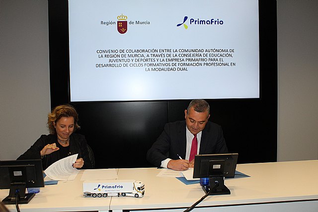 Primafrio y la Consejería de Educación de Murcia firman un Convenio para desarrollar la FP Dual 4.0