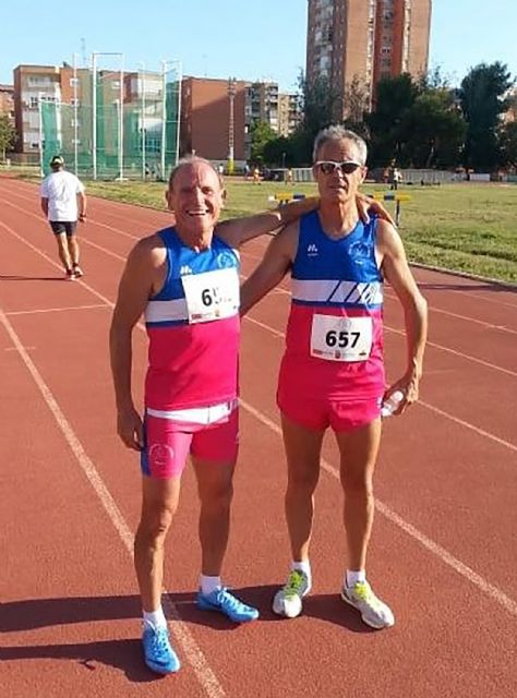 Los torreños Ángel Salinas y Antonio Sales, en el Mundial de atletismo de veteranos