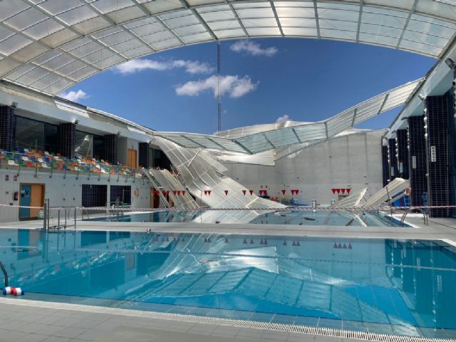 La piscina de Las Torres de Cotillas reabre sus instalaciones con la maquinaria más moderna y salas al aire libre para evitar contagios