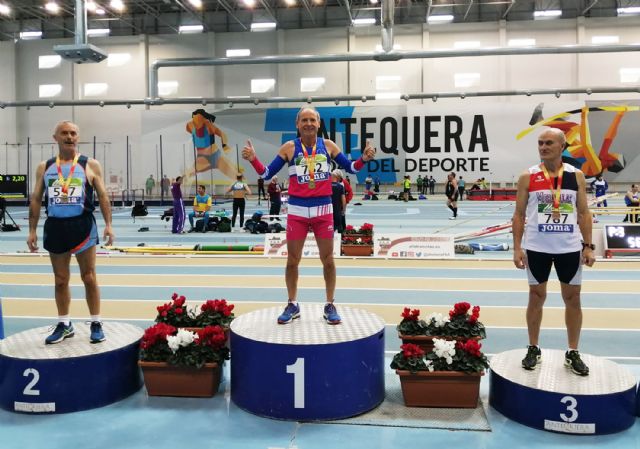 Ángel Salinas se cuelga un oro y dos platas en el nacional de veteranos de pista cubierta